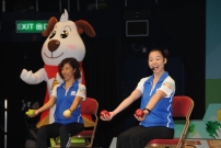 中國香港體適能總會體適能導師帶領全場觀眾與健康吉祥物一起做水果健身操
