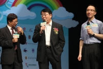 Professor Alfred CHAN, Chairman of the Working Group on Diet and Physical Activity  (left), Dr PY LAM , Director of Health (middle), and Professor Gabriel LEUNG, Acting Secretary for Food and Health (right) shared their views on healthy living and called for support in taking actions to prevent and control non-communicable diseases
