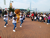 匿獅Lion 與大眾跳舞 匿獅Lion 與大眾跳舞